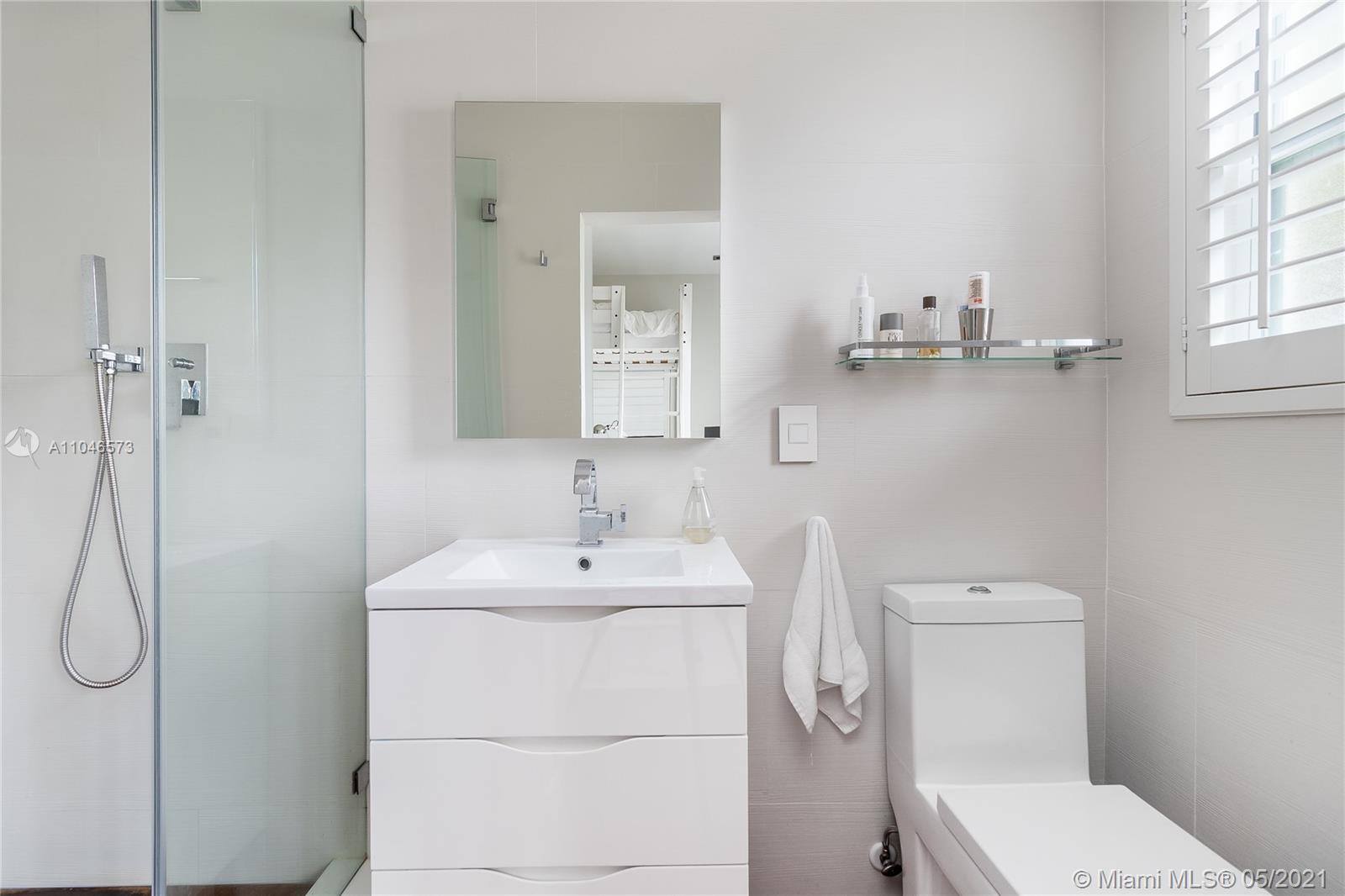 See details / 970 sq. ft. $ 2021-05-24 0 Photo