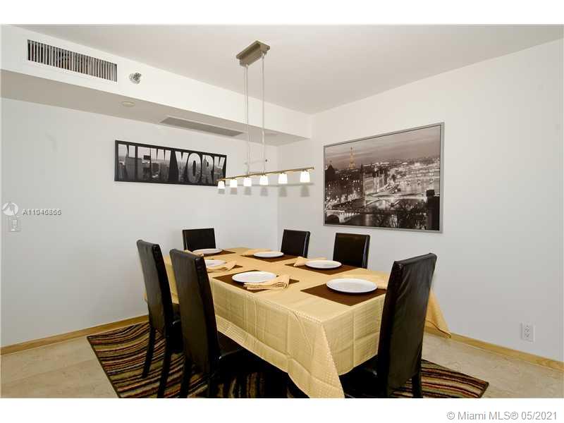 Photo of 3500 MYSTIC POINTE DR #3202, Aventura, Florida, 33180 - Kitchen