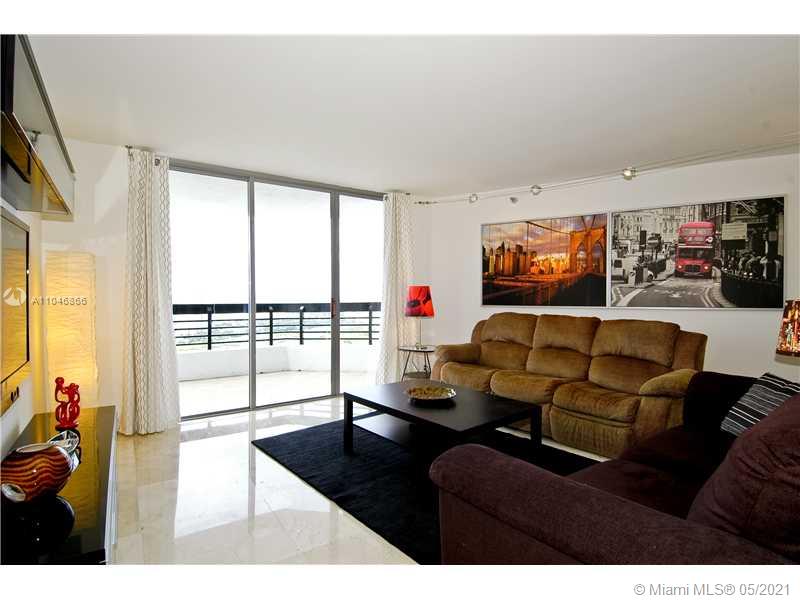 Photo of 3500 MYSTIC POINTE DR #3202, Aventura, Florida, 33180 - Dining Room