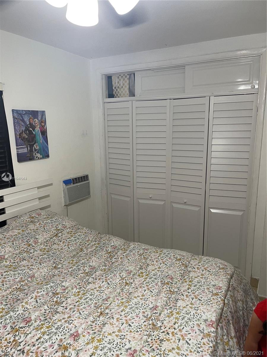 See details / 2317 sq. ft. $ 2021-05-24 0 Photo