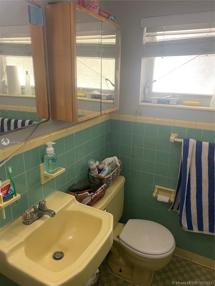 See details / 2317 sq. ft. $ 2021-05-24 0 Photo