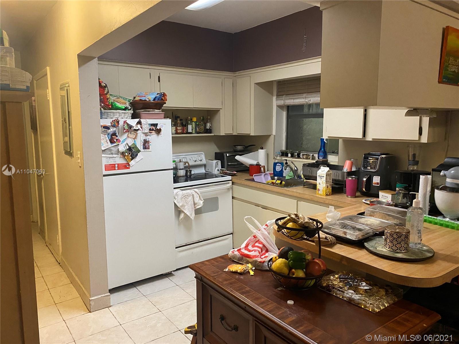 See details / 2317 sq. ft. $ 2021-05-24 0 Photo