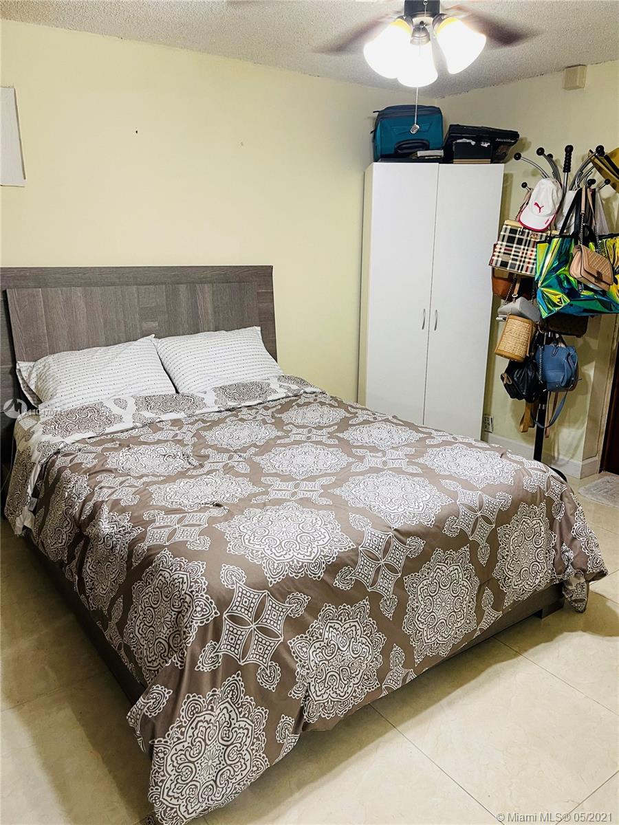 See details / sq. ft. $ 2021-05-24 0 Photo