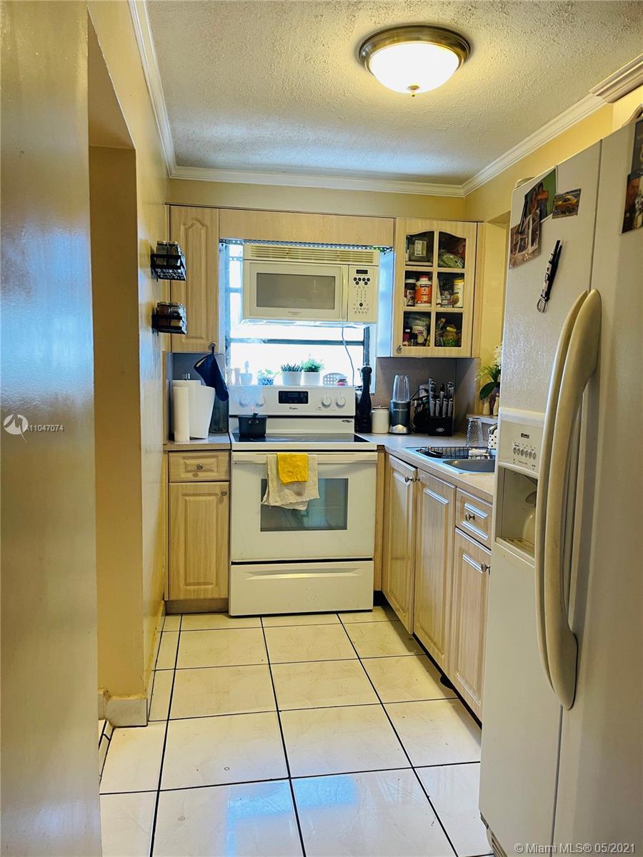 See details / sq. ft. $ 2021-05-24 0 Photo