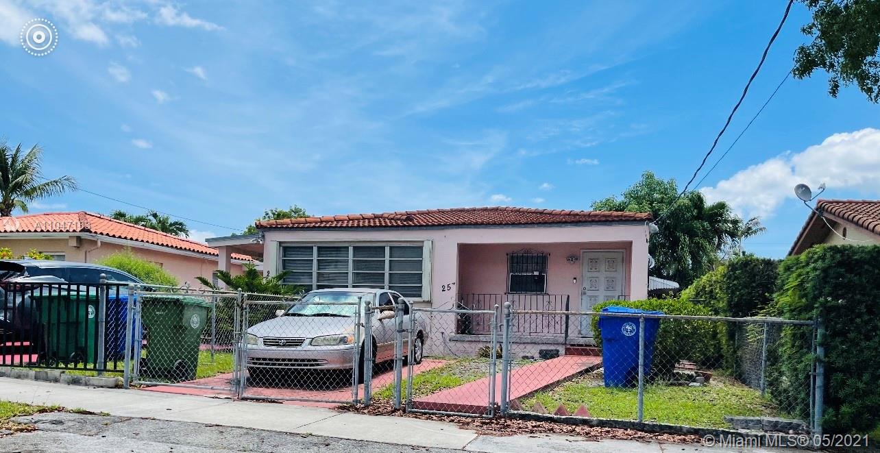 See details / 1699 sq. ft. $ 2021-05-25 0 Photo