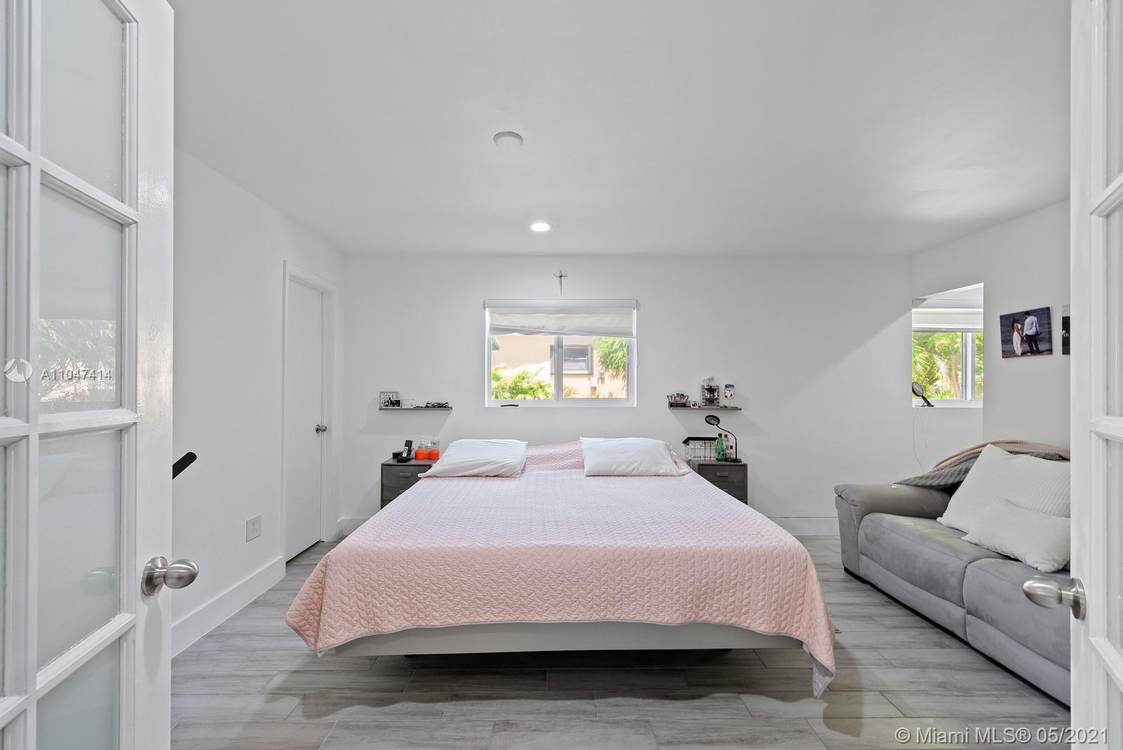 See details / 2745 sq. ft. $ 2021-05-25 0 Photo