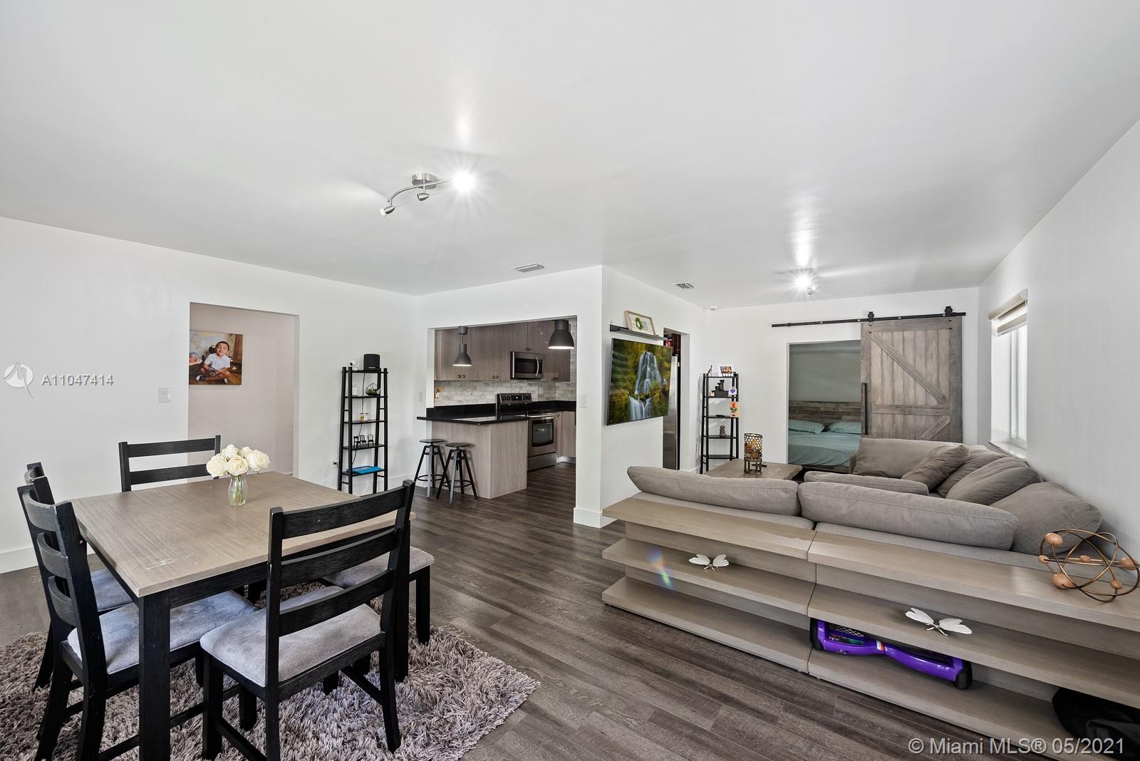 See details / 2745 sq. ft. $ 2021-05-25 0 Photo