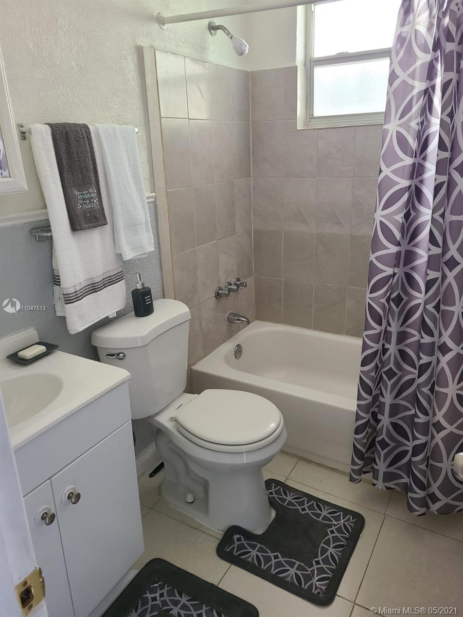 See details / 1352 sq. ft. $ 2021-05-25 0 Photo