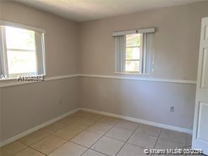 See details / 3183 sq. ft. $ 2021-05-25 0 Photo