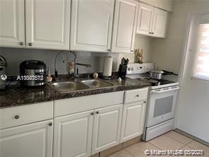 See details / 3183 sq. ft. $ 2021-05-25 0 Photo