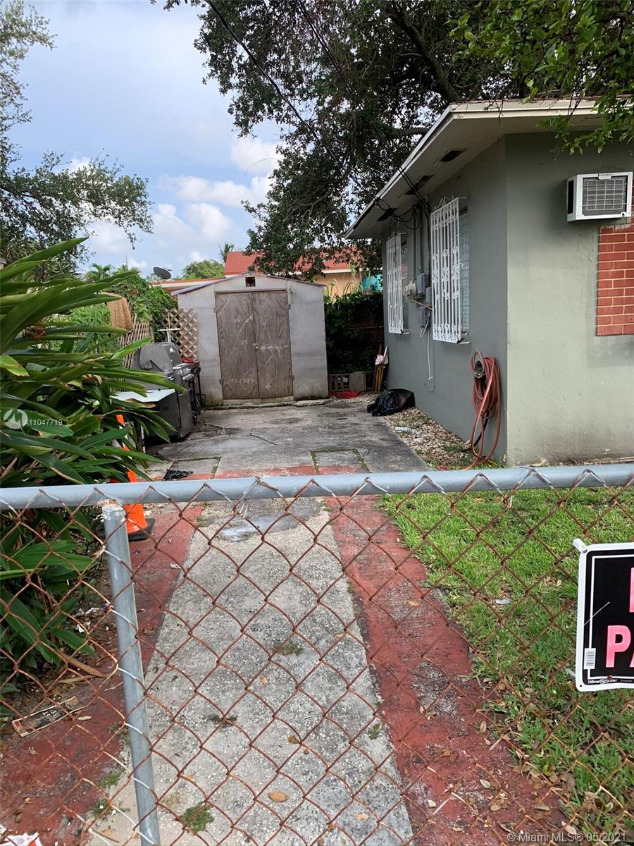 See details / 1883 sq. ft. $ 2021-05-25 0 Photo