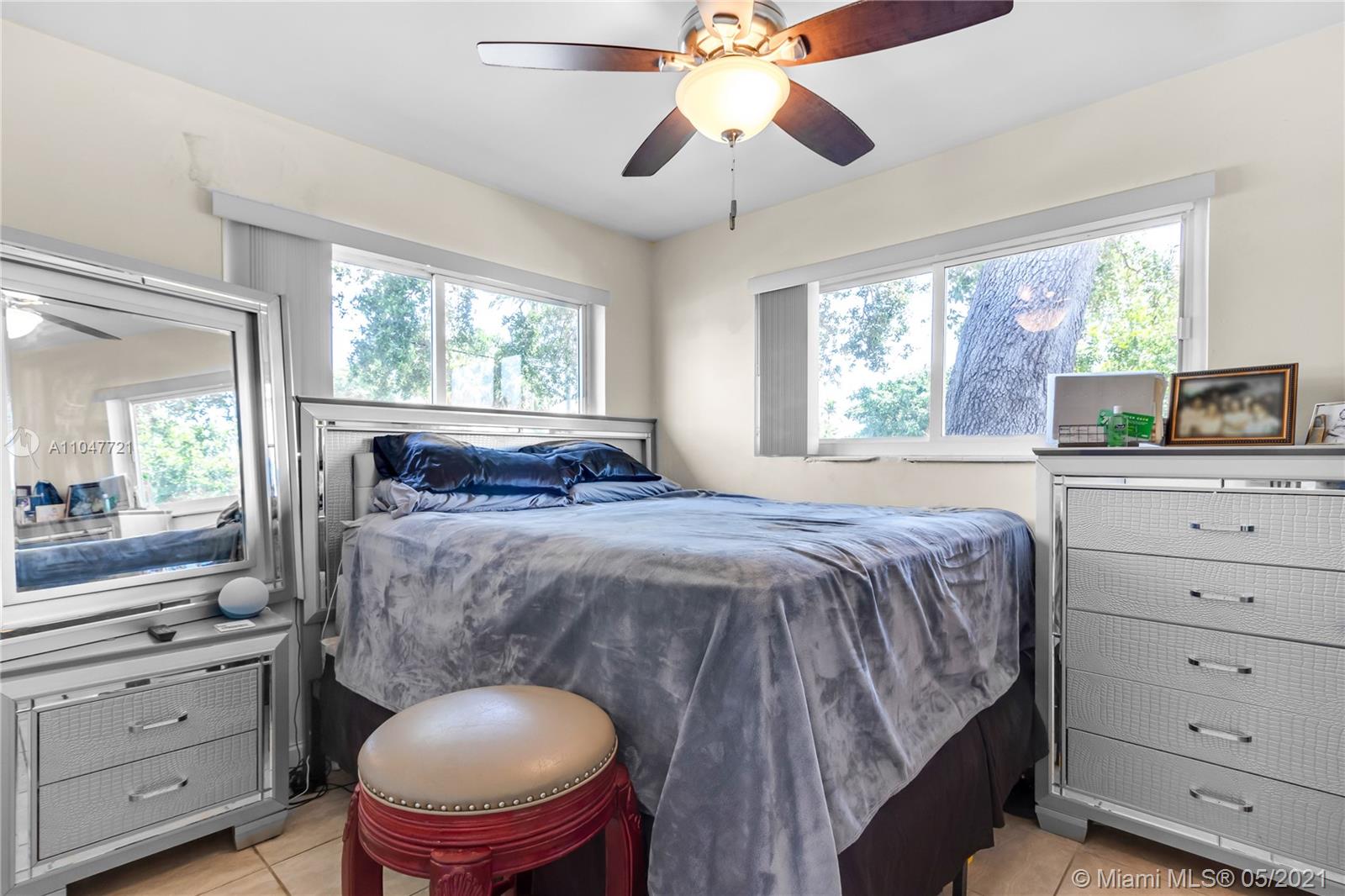 See details / 1560 sq. ft. $ 2021-05-25 0 Photo