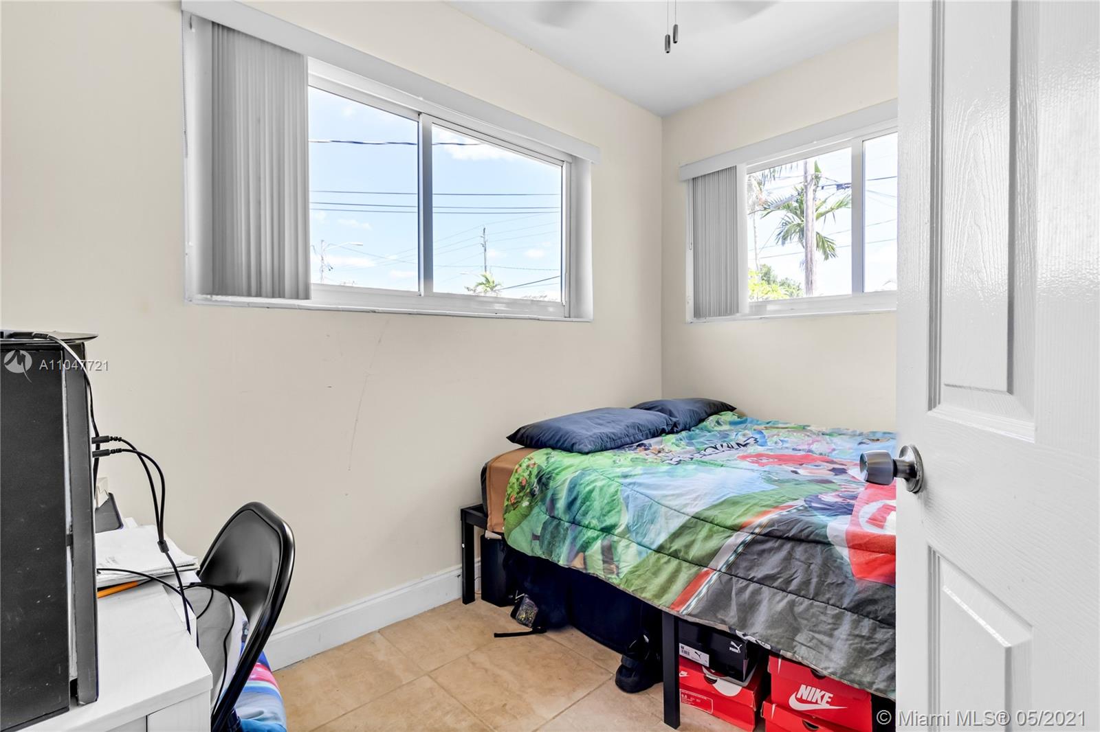 See details / 1560 sq. ft. $ 2021-05-25 0 Photo
