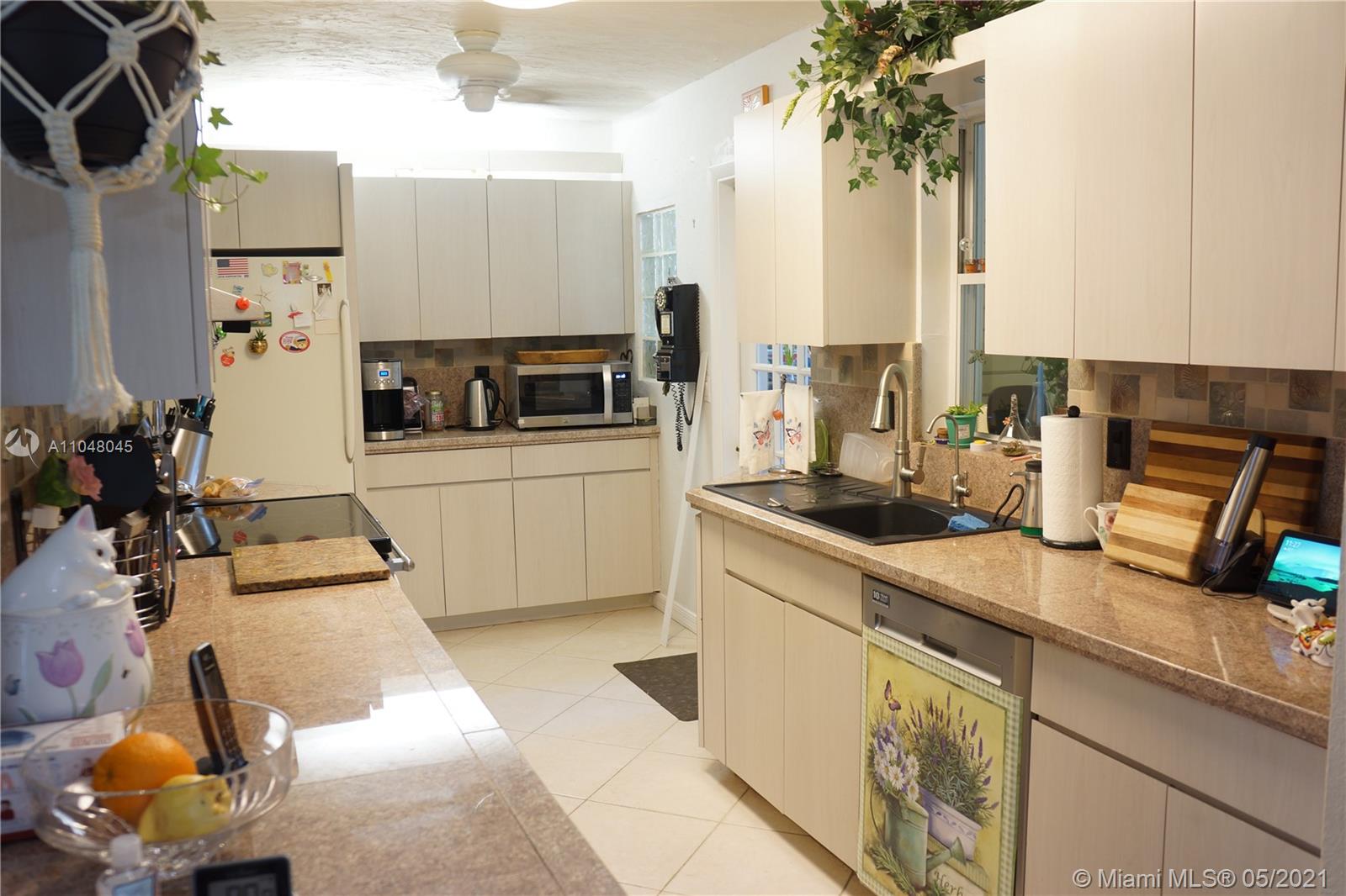 See details / 2841 sq. ft. $ 2021-05-26 0 Photo