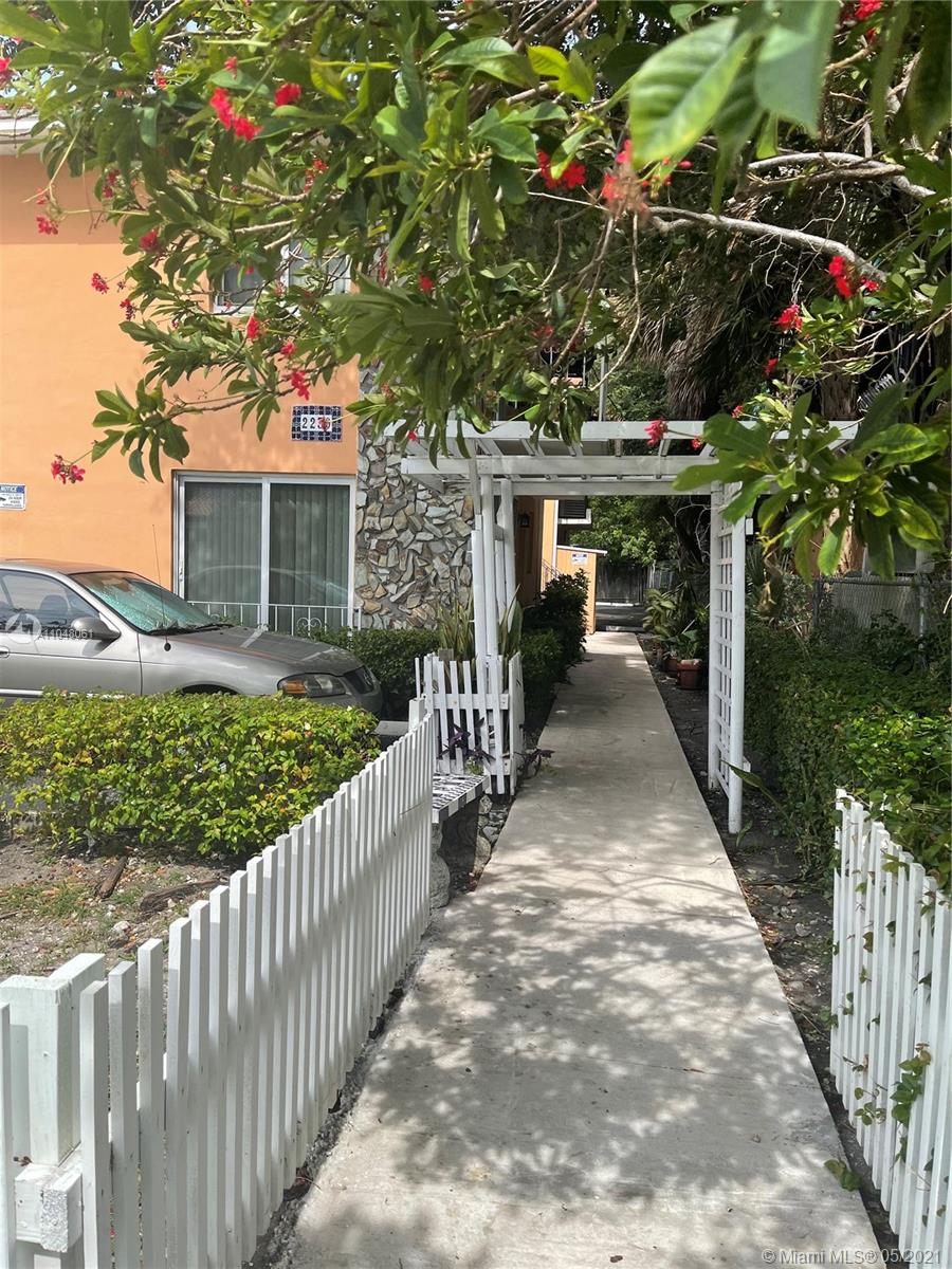 See details / sq. ft. $ 2021-05-26 0 Photo