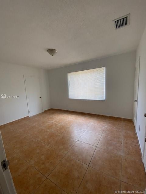 See details / 2113 sq. ft. $ 2021-05-26 0 Photo