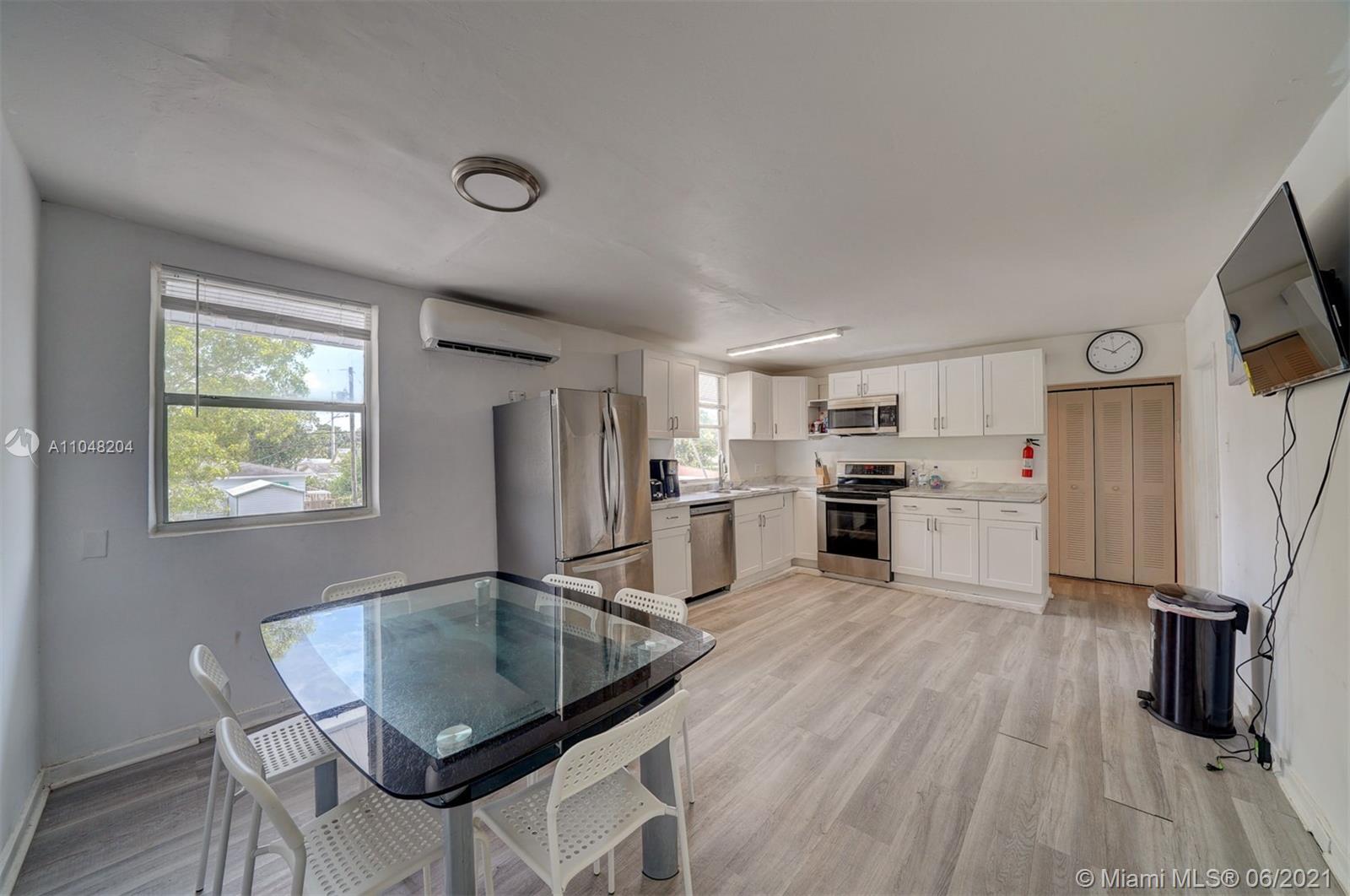 See details / 2922 sq. ft. $ 2021-05-26 0 Photo