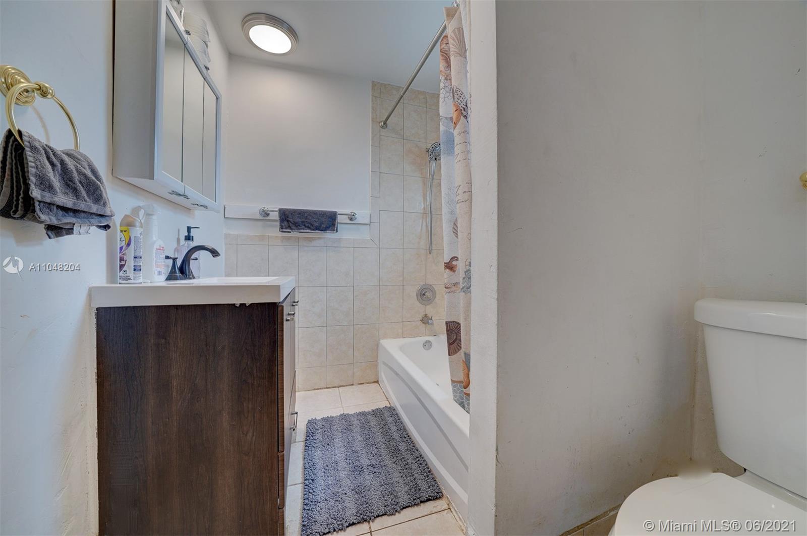 See details / 2922 sq. ft. $ 2021-05-26 0 Photo