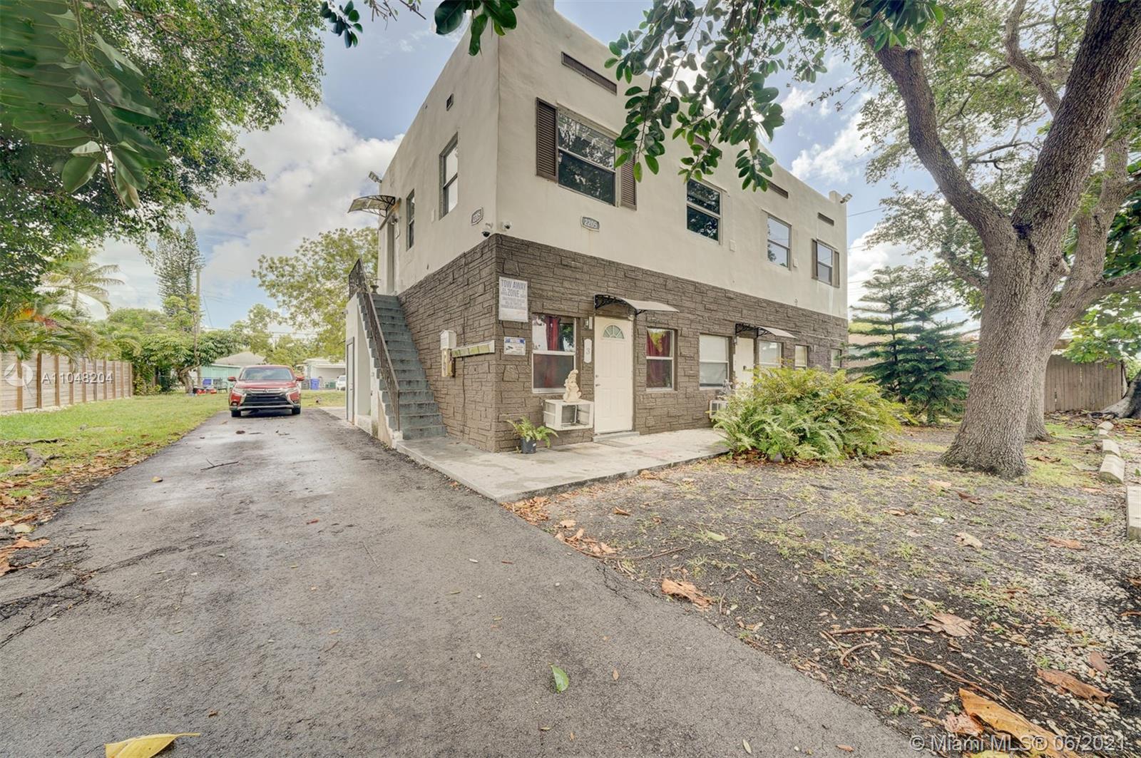See details / 2922 sq. ft. $ 2021-05-26 0 Photo
