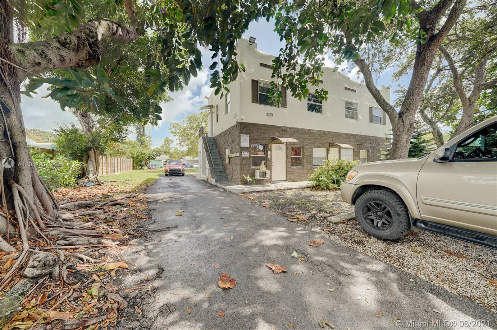 See details / 2922 sq. ft. $ 2021-05-26 0 Photo