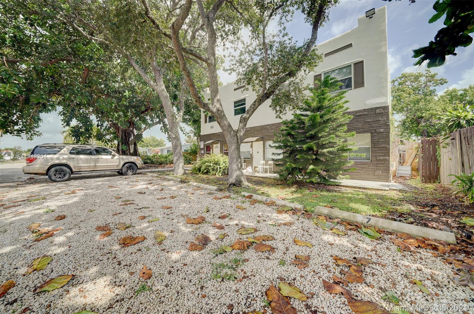 See details / 2922 sq. ft. $ 2021-05-26 0 Photo