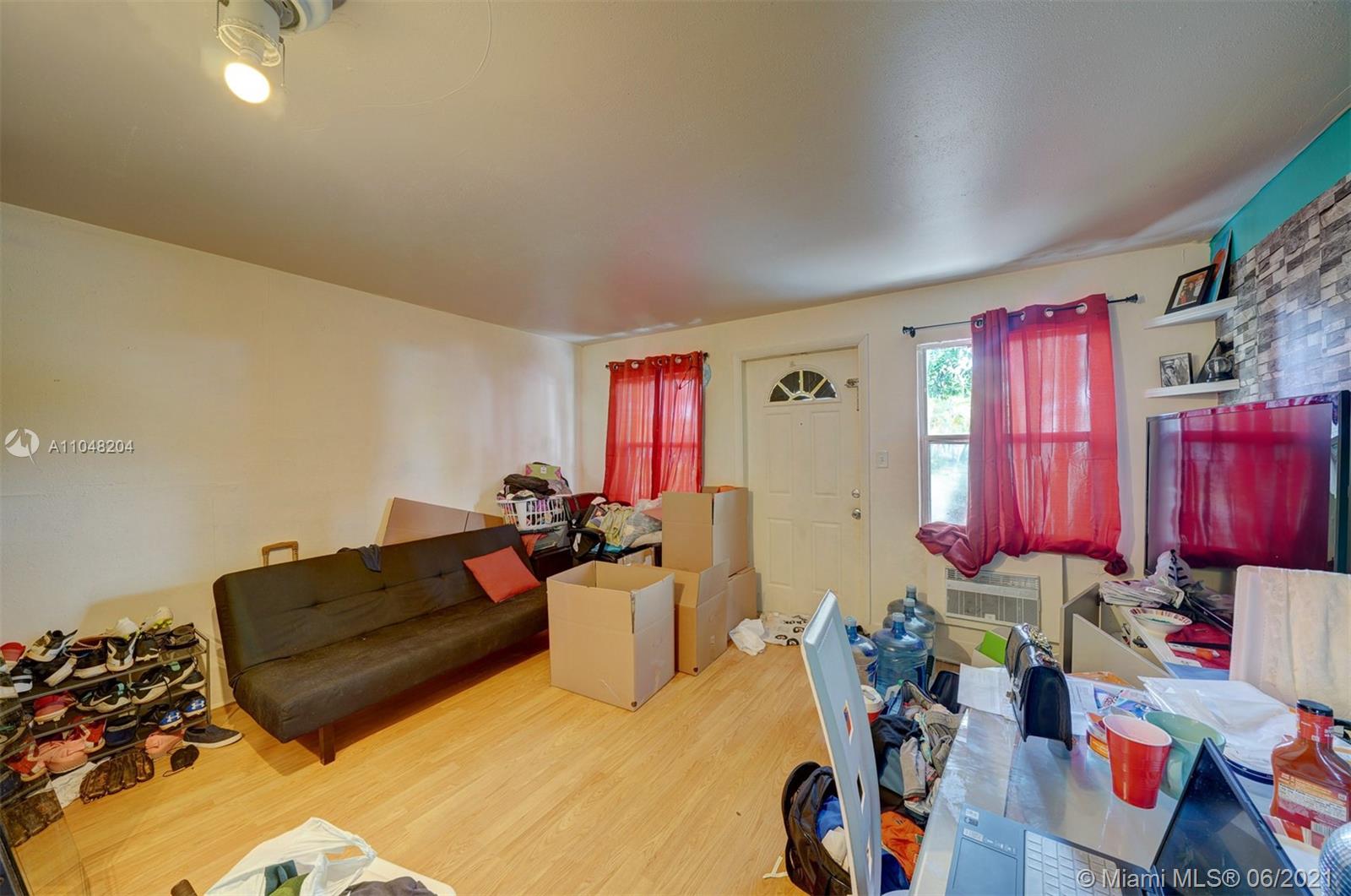 See details / 2922 sq. ft. $ 2021-05-26 0 Photo
