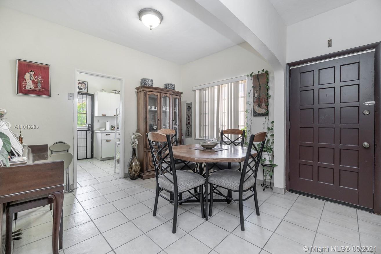 See details / 1960 sq. ft. $ 2021-05-26 0 Photo
