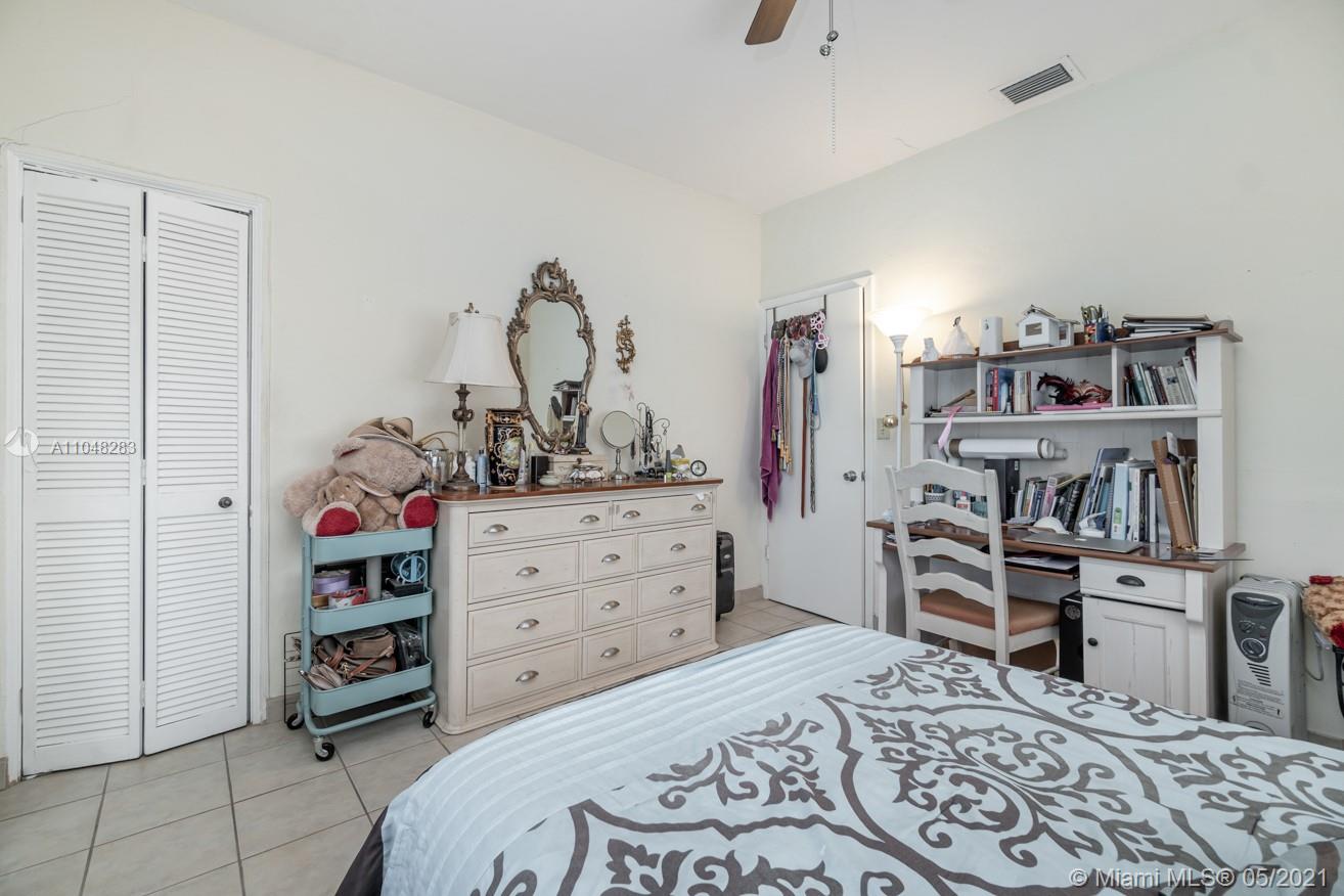 See details / 1960 sq. ft. $ 2021-05-26 0 Photo