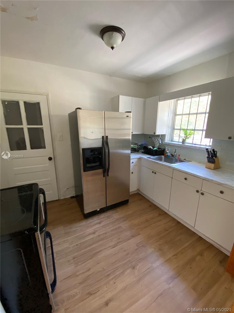 See details / 1805 sq. ft. $ 2021-06-03 0 Photo