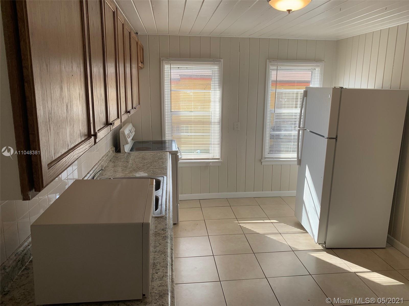 See details / 1322 sq. ft. $ 2021-05-27 0 Photo
