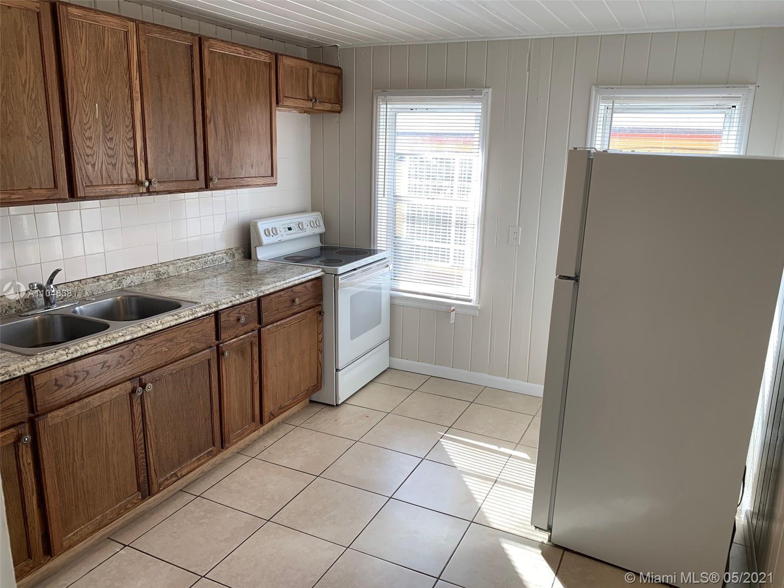 See details / 1322 sq. ft. $ 2021-05-27 0 Photo