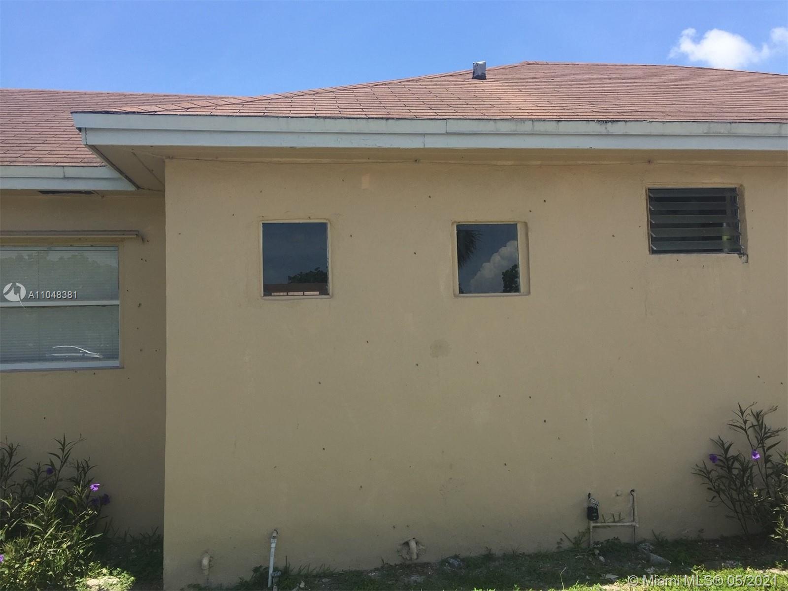 See details / 1322 sq. ft. $ 2021-05-27 0 Photo