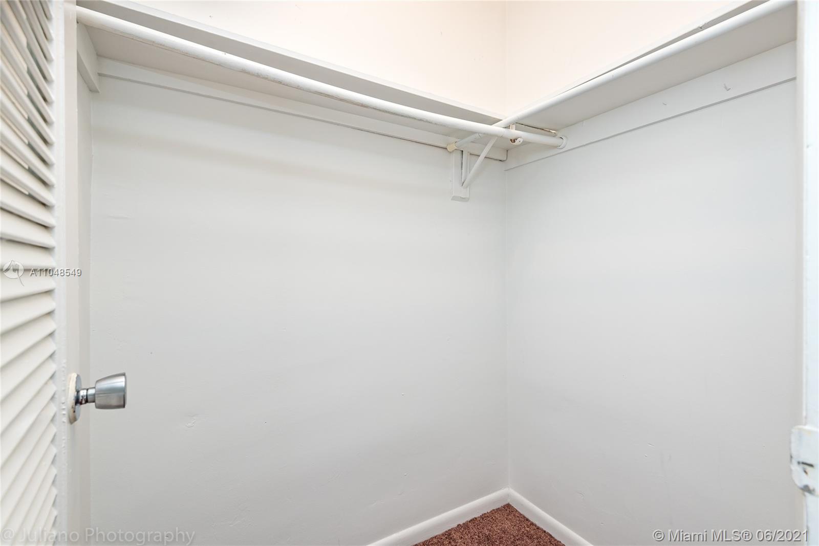 See details / 1818 sq. ft. $ 2021-05-27 0 Photo