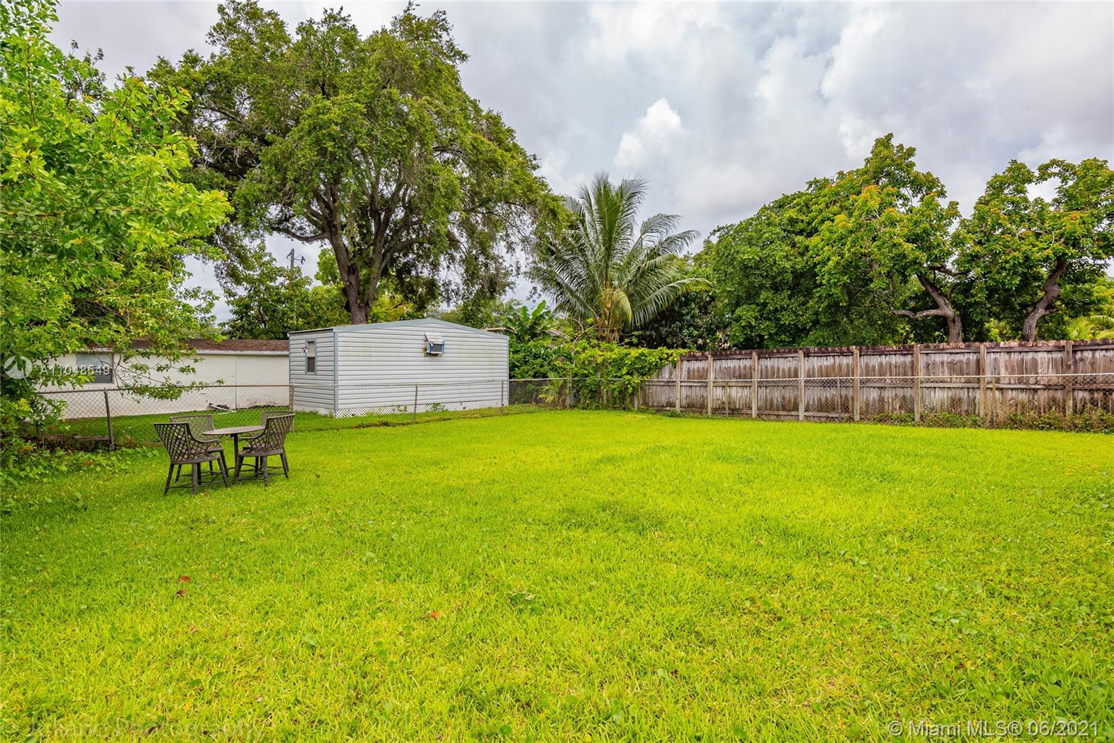 See details / 1818 sq. ft. $ 2021-05-27 0 Photo