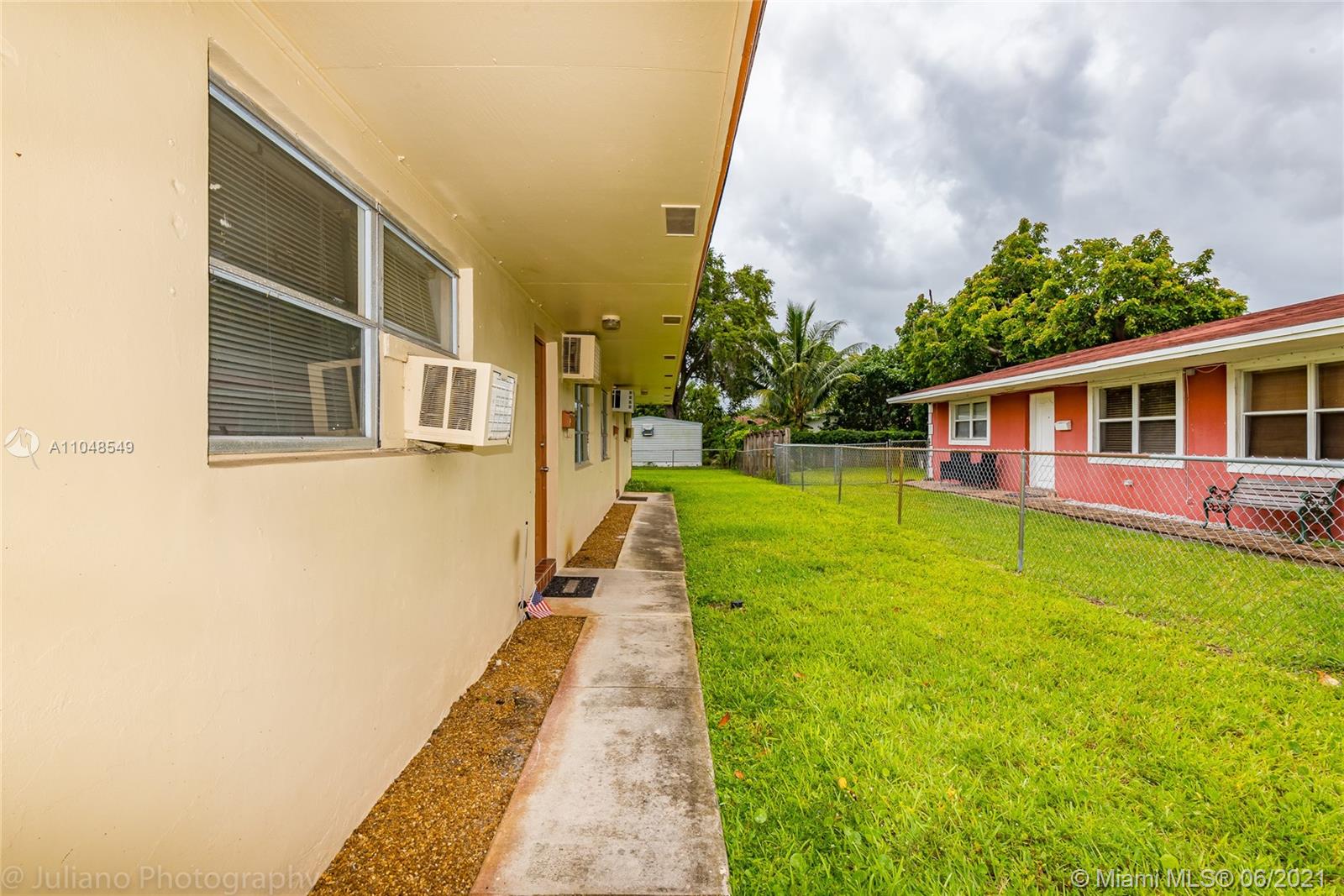 See details / 1818 sq. ft. $ 2021-05-27 0 Photo