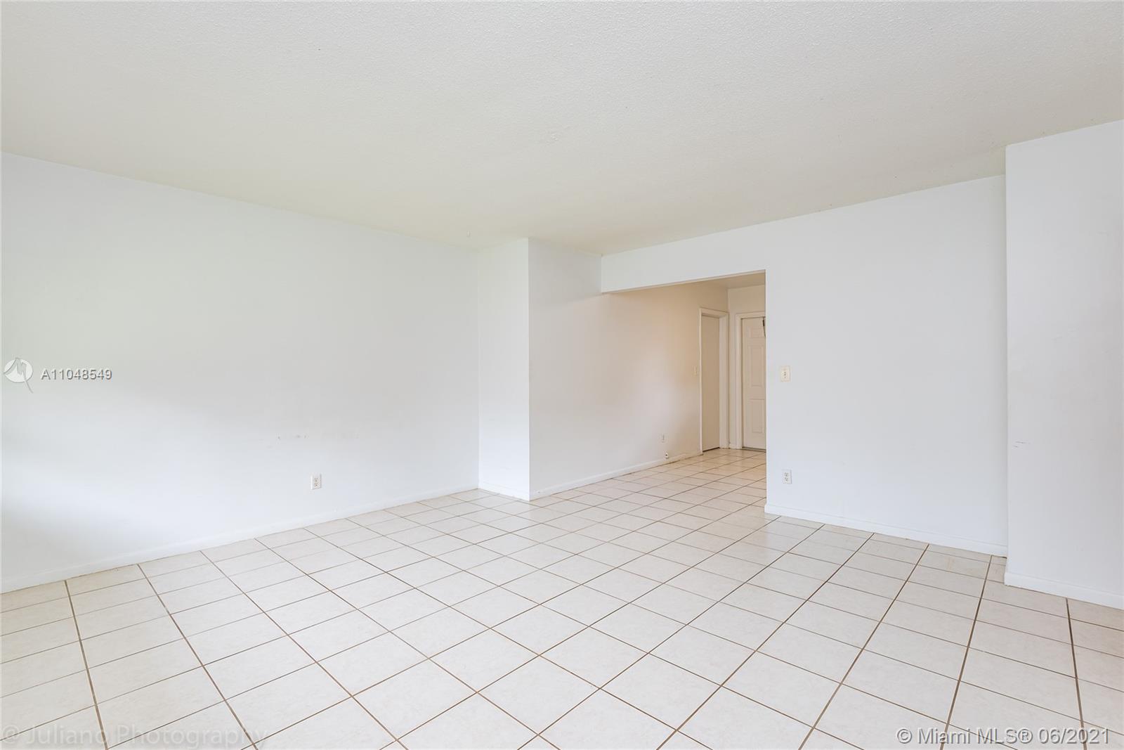 See details / 1818 sq. ft. $ 2021-05-27 0 Photo