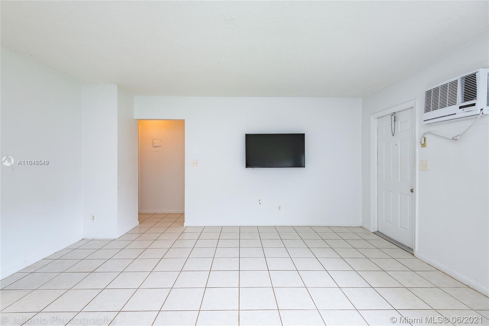 See details / 1818 sq. ft. $ 2021-05-27 0 Photo