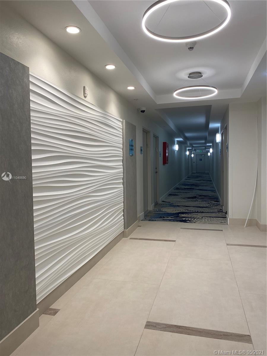 Photo of 3000 Ocean Dr #1018, Hollywood, Florida, 33019 -