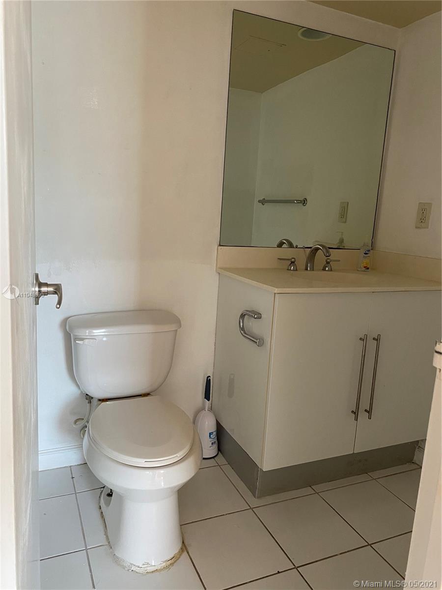 Photo of 3000 Ocean Dr #1018, Hollywood, Florida, 33019 -