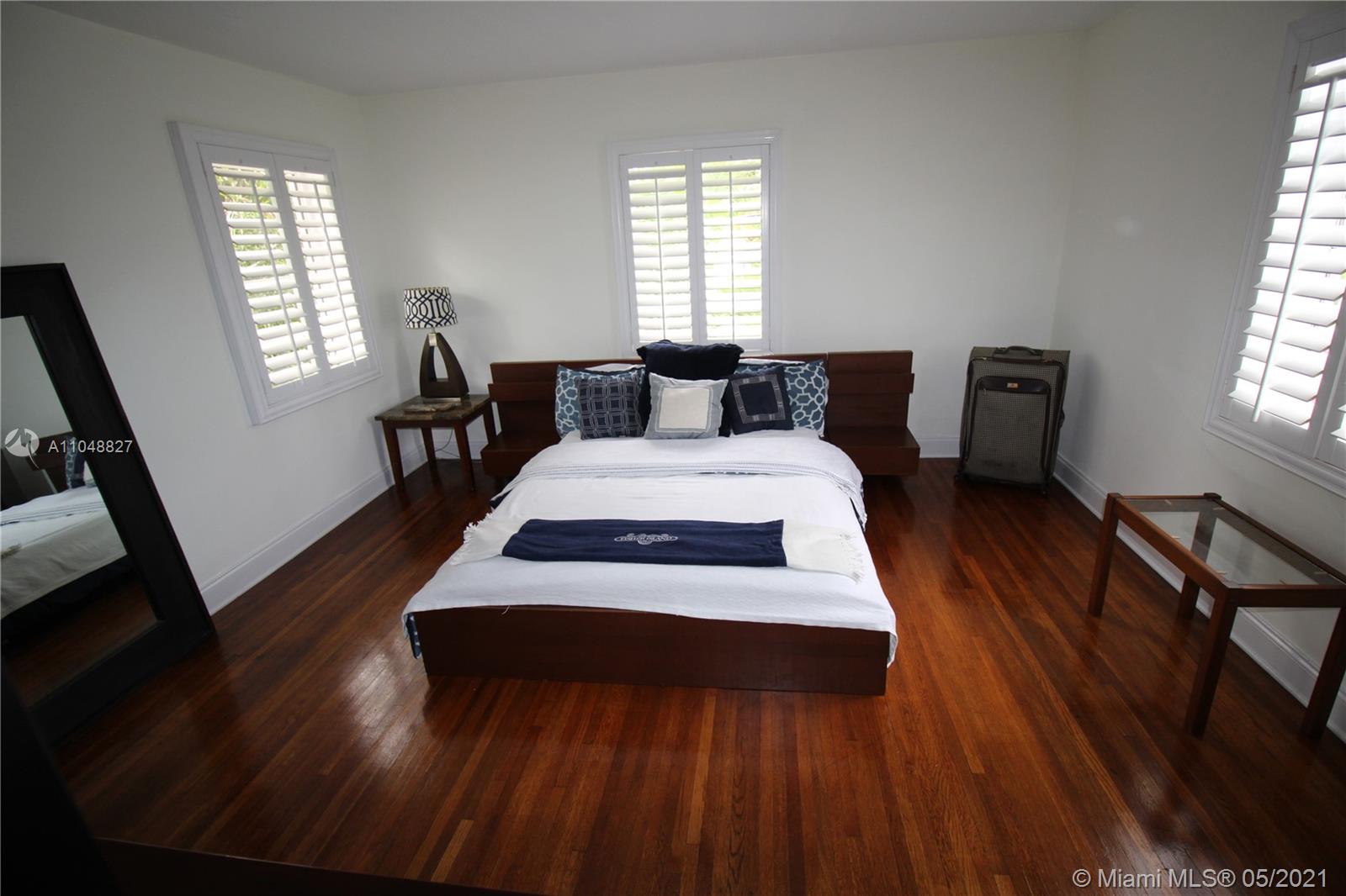 See details / 2791 sq. ft. $ 2021-05-28 0 Photo