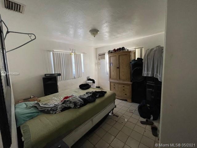 See details / 1450 sq. ft. $ 2021-05-27 0 Photo
