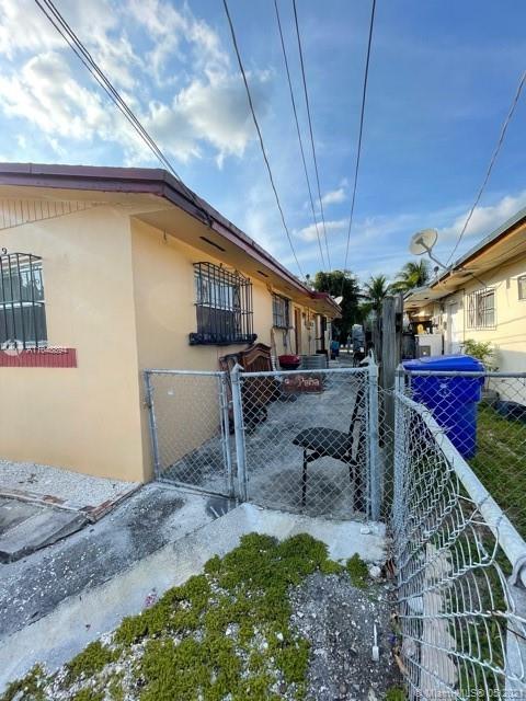 See details / 1450 sq. ft. $ 2021-05-27 0 Photo