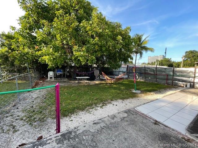 See details / 1450 sq. ft. $ 2021-05-27 0 Photo