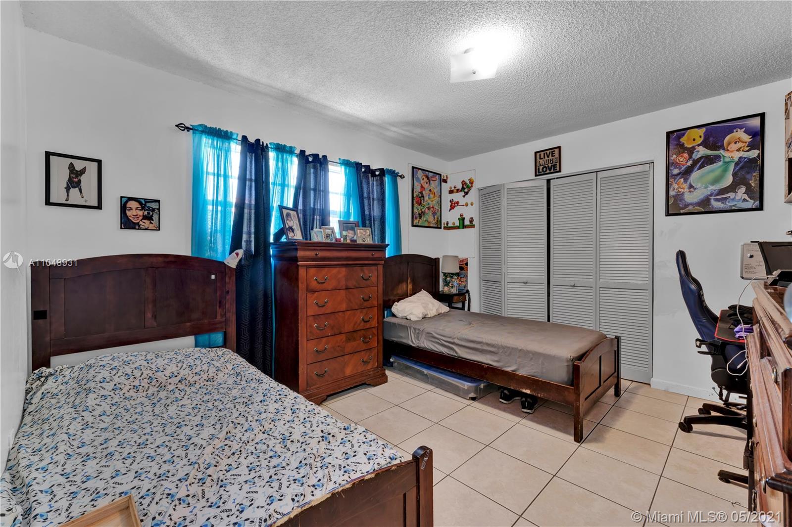 See details / 2717 sq. ft. $ 2021-05-28 0 Photo