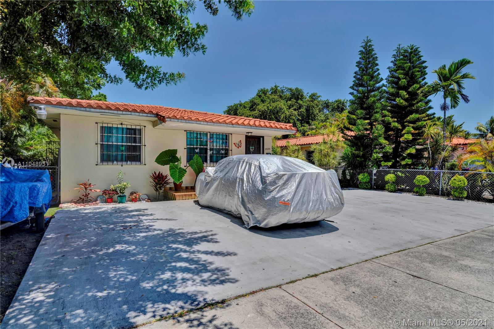 See details / 2717 sq. ft. $ 2021-05-28 0 Photo