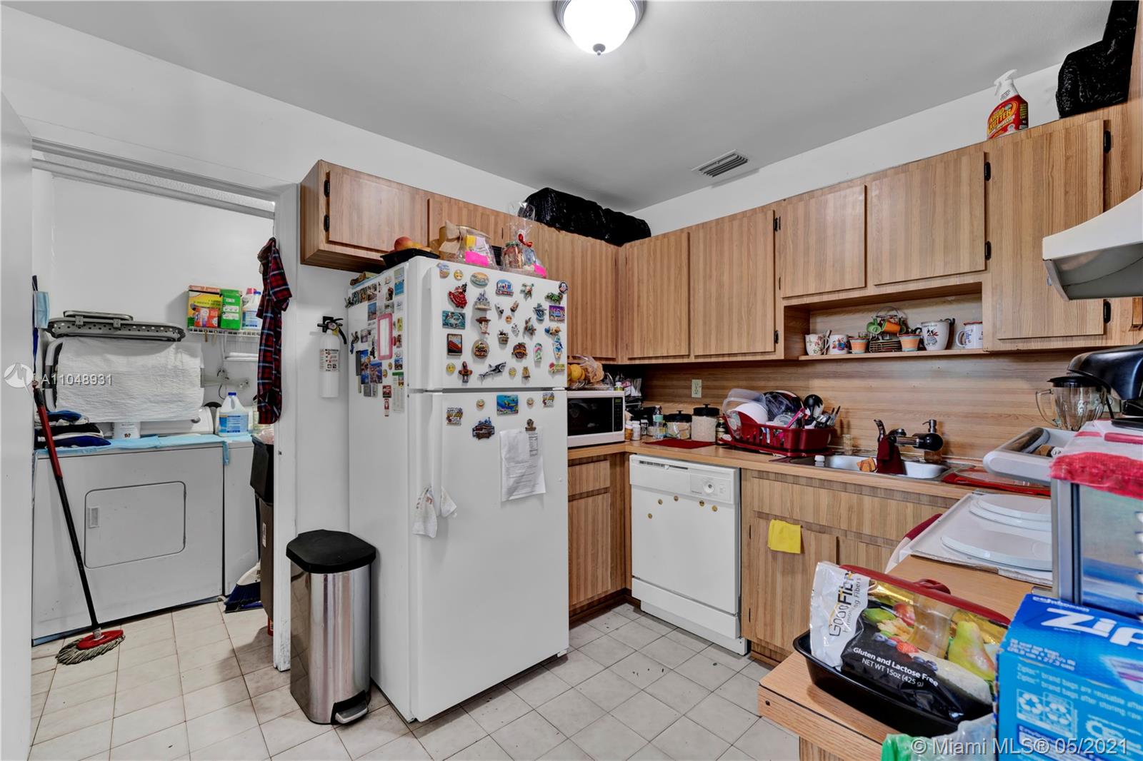 See details / 2717 sq. ft. $ 2021-05-28 0 Photo