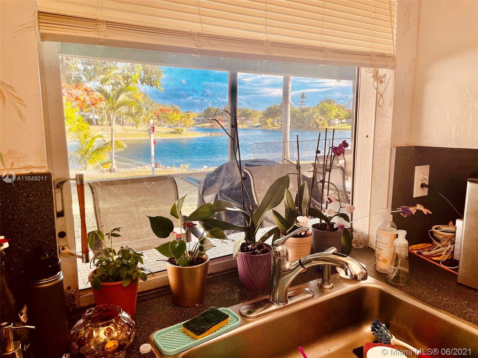 Ver detalles 4 / 2 2016 sq. ft. $ 2021-05-28 0 foto