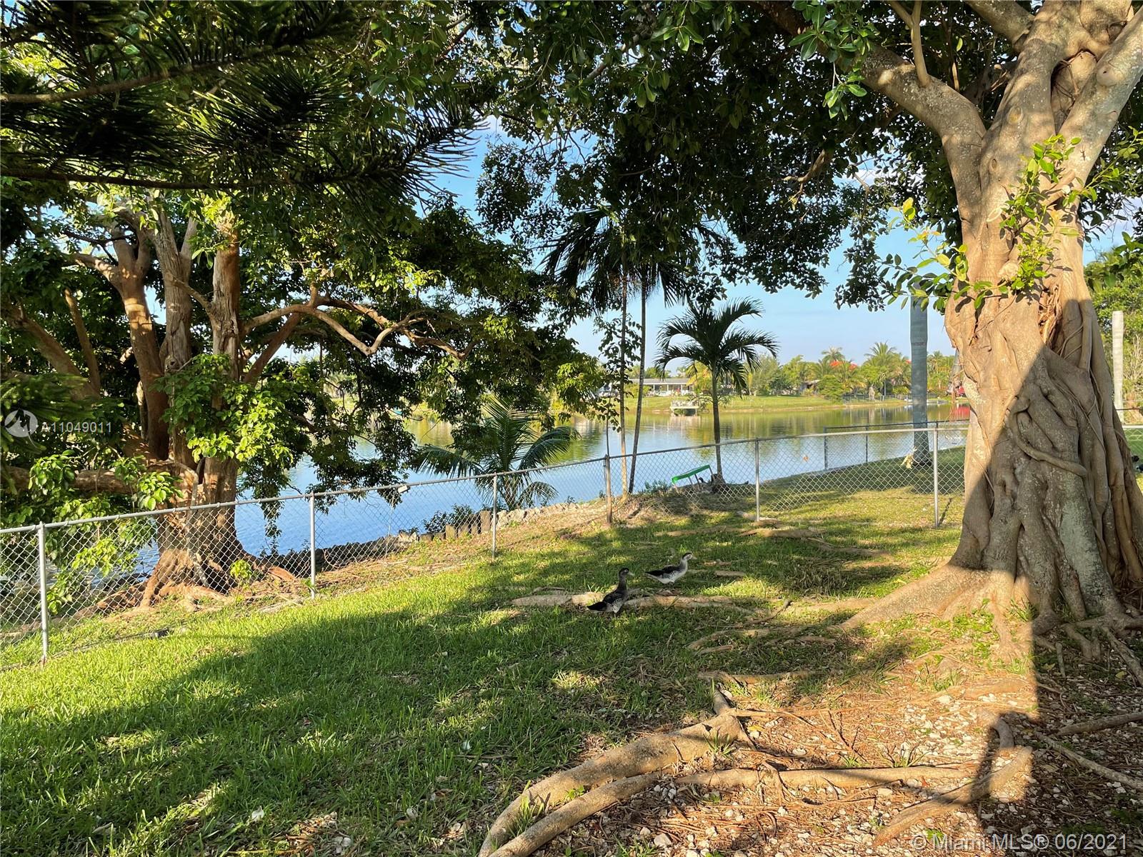 Ver detalles 4 / 2 2016 sq. ft. $ 2021-05-28 0 foto