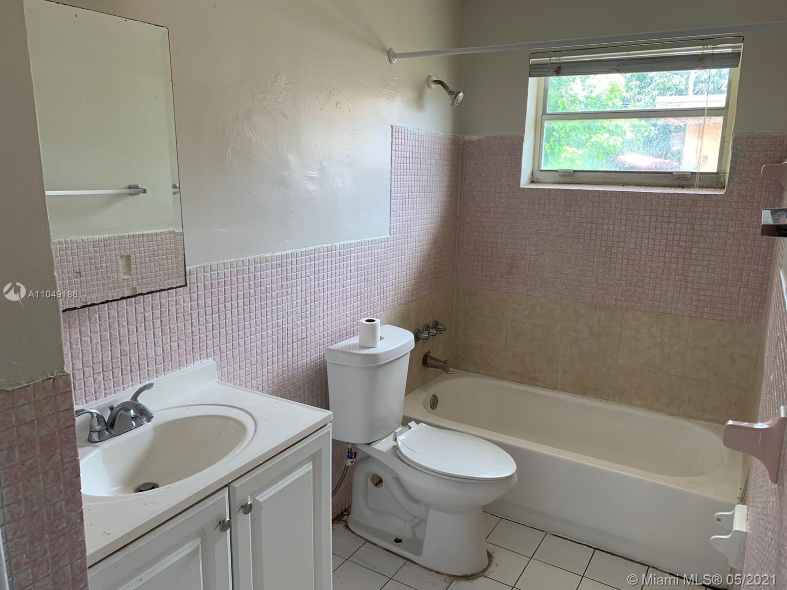 See details / 2956 sq. ft. $ 2021-05-28 0 Photo