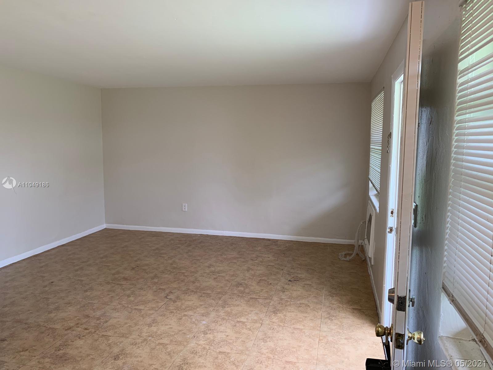 See details / 2956 sq. ft. $ 2021-05-28 0 Photo